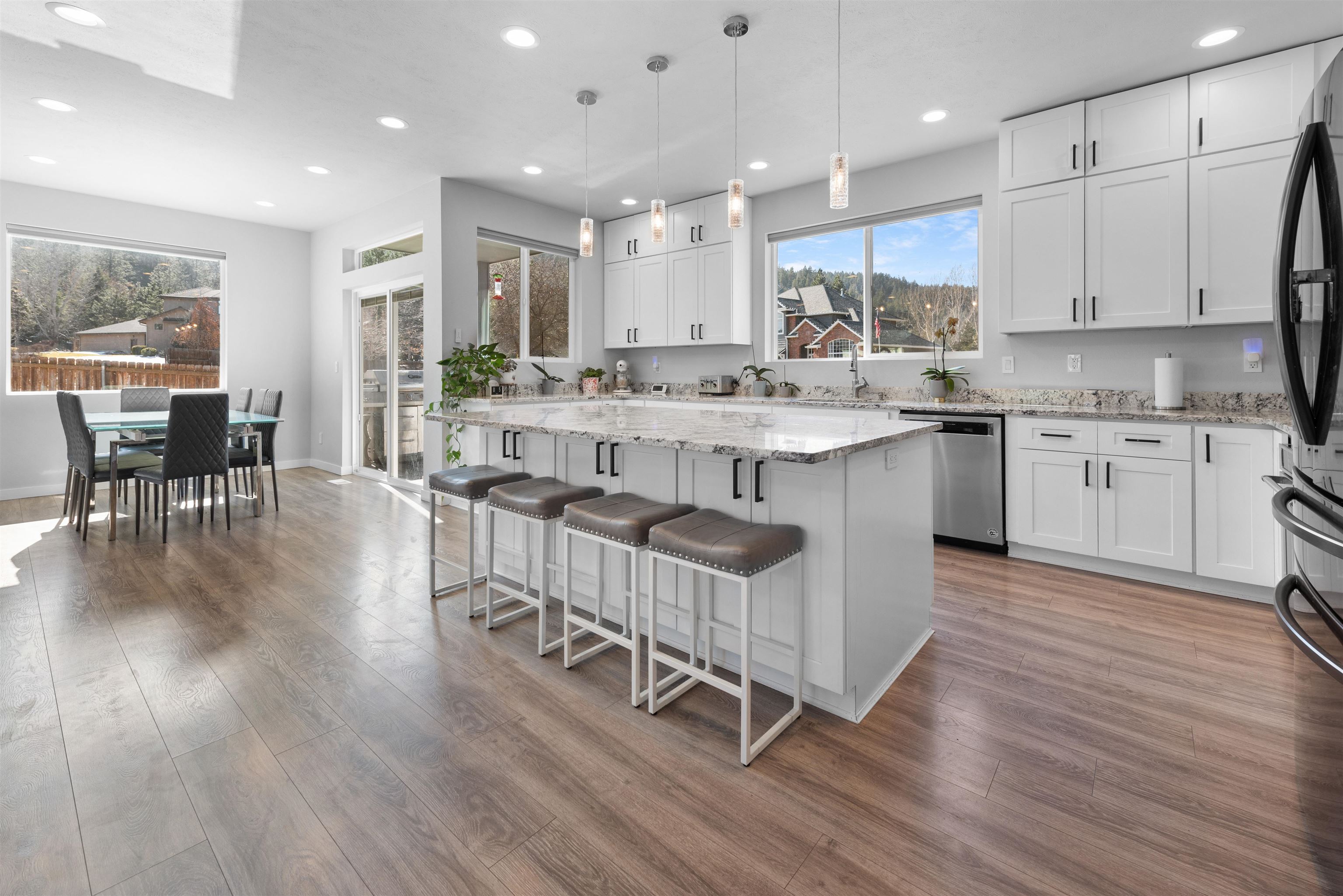 11625 North Alberta Lane Spokane, WA 99218 - Photo 13 of 37