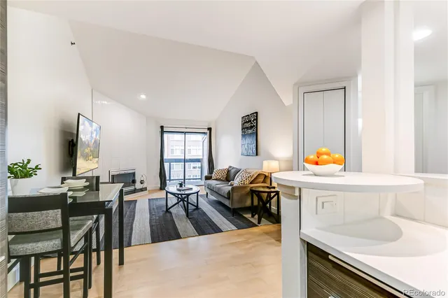 $3,500 | 350 Detroit Street, Unit 413, Denver, CO 80206