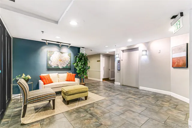 $3,500 | 350 Detroit Street, Unit 413, Denver, CO 80206