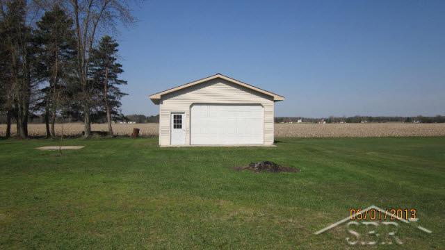 3640 Trimm Road Saginaw, MI 48609 - Photo 22 of 25 20362247-22.JPG