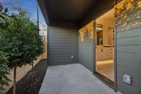 $1,745,000 | 4700 Philco Drive, Austin, TX 78745