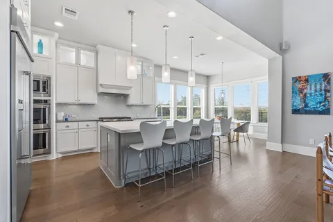 $1,350,000 | 801 Serene Estates Drive, Austin, TX 78738
