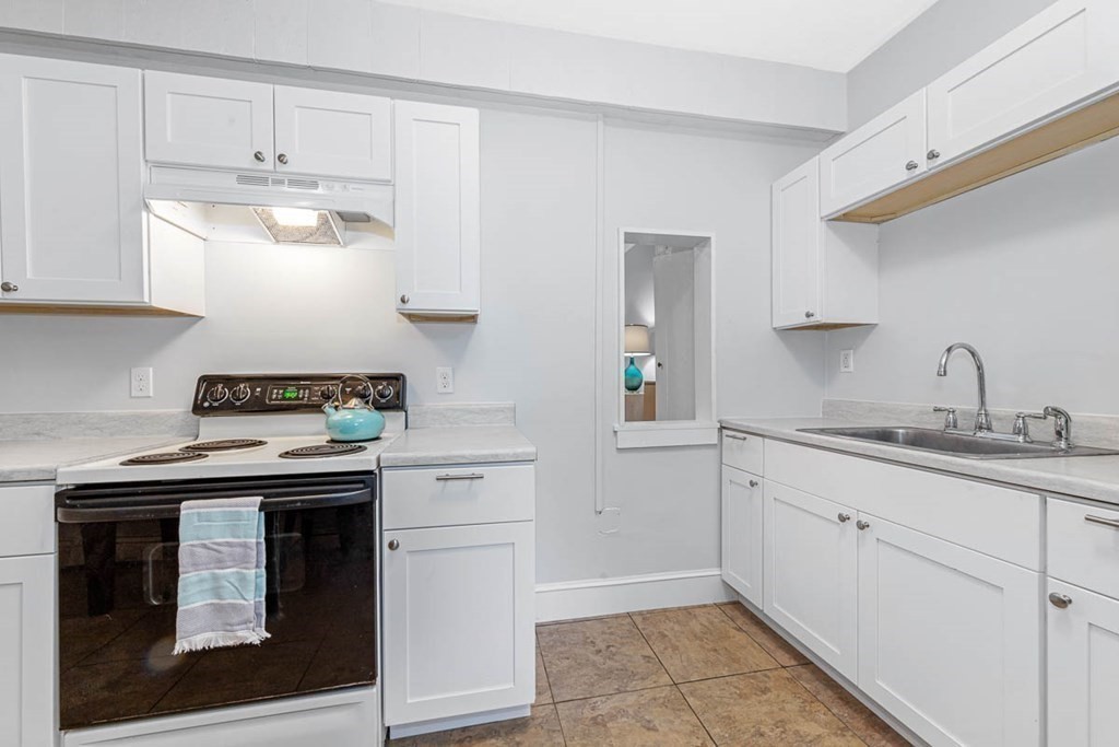 103 Davis Road Bedford, MA 01730 - Photo 27 of 38