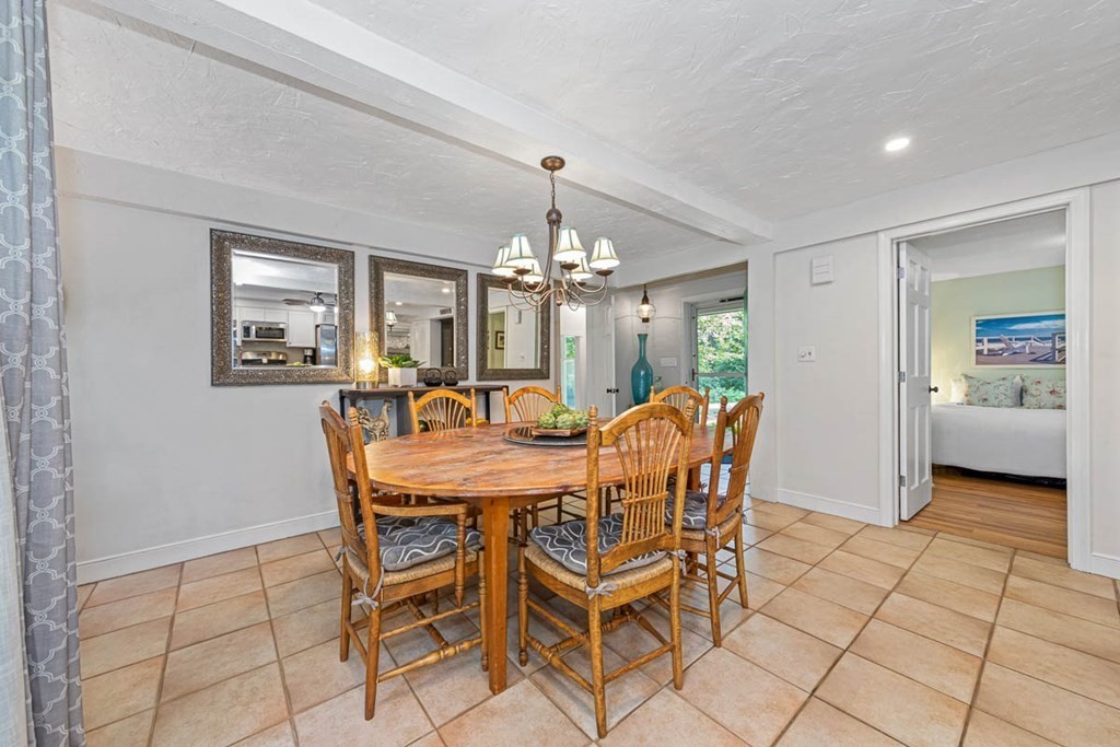 103 Davis Road Bedford, MA 01730 - Photo 7 of 38