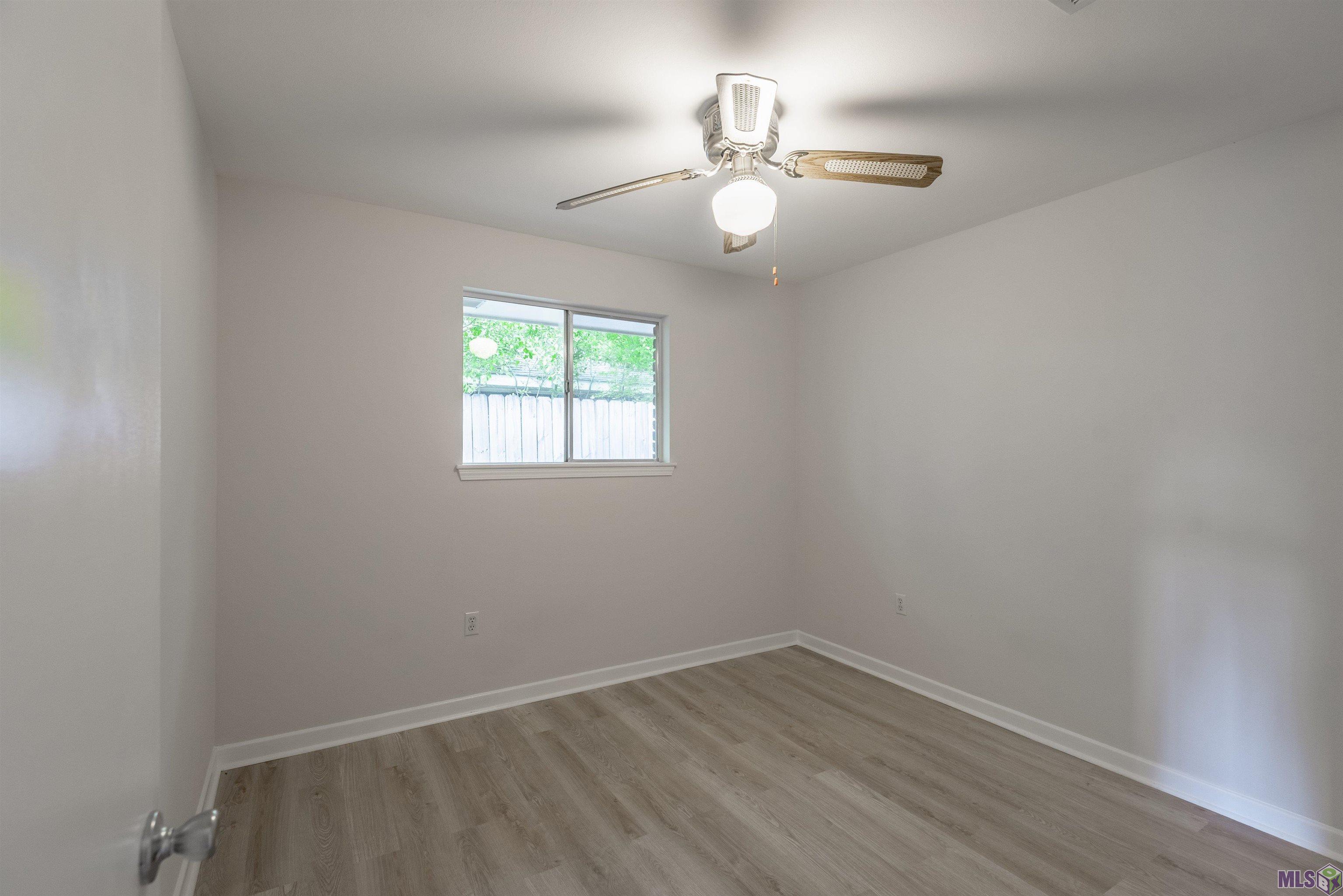 10647 Rondo Avenue Baton Rouge, LA 70815 - Photo 9 of 17