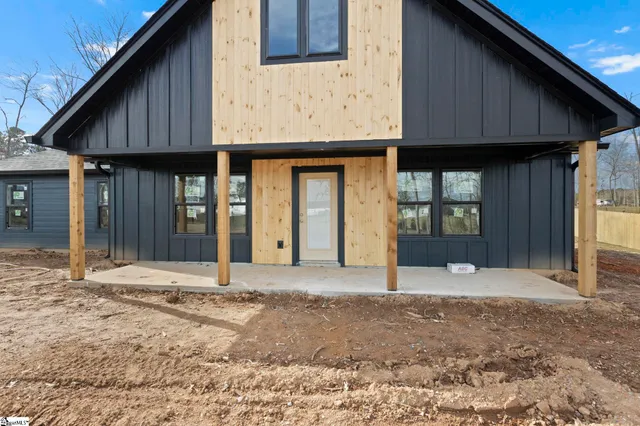 $363,000 | 420 Fowler Road, Campobello, SC 29322