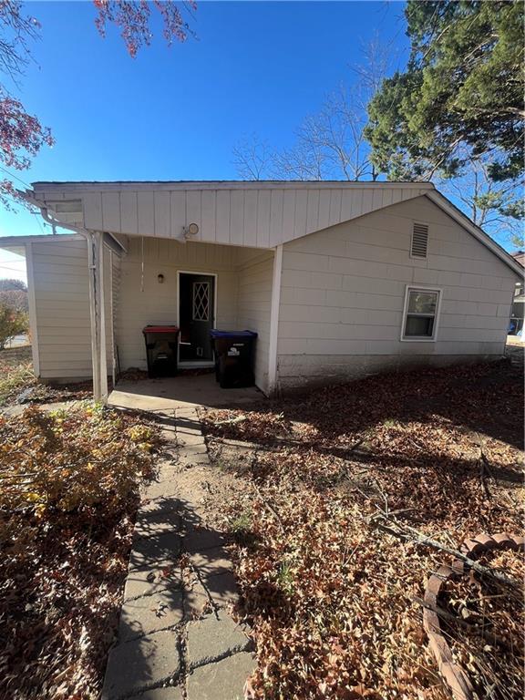 711 Shotwell Street Warrensburg, MO 64093 - Photo 2 of 15