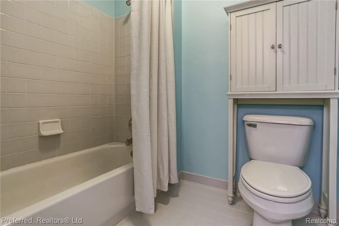 281 Woodward Road Canton, MI 48188 - Photo 34 of 40 31IMG_6462.jpg