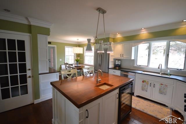 12 Edgewood Road Saginaw, MI 48638 - Photo 5 of 26 31191142-4.JPG