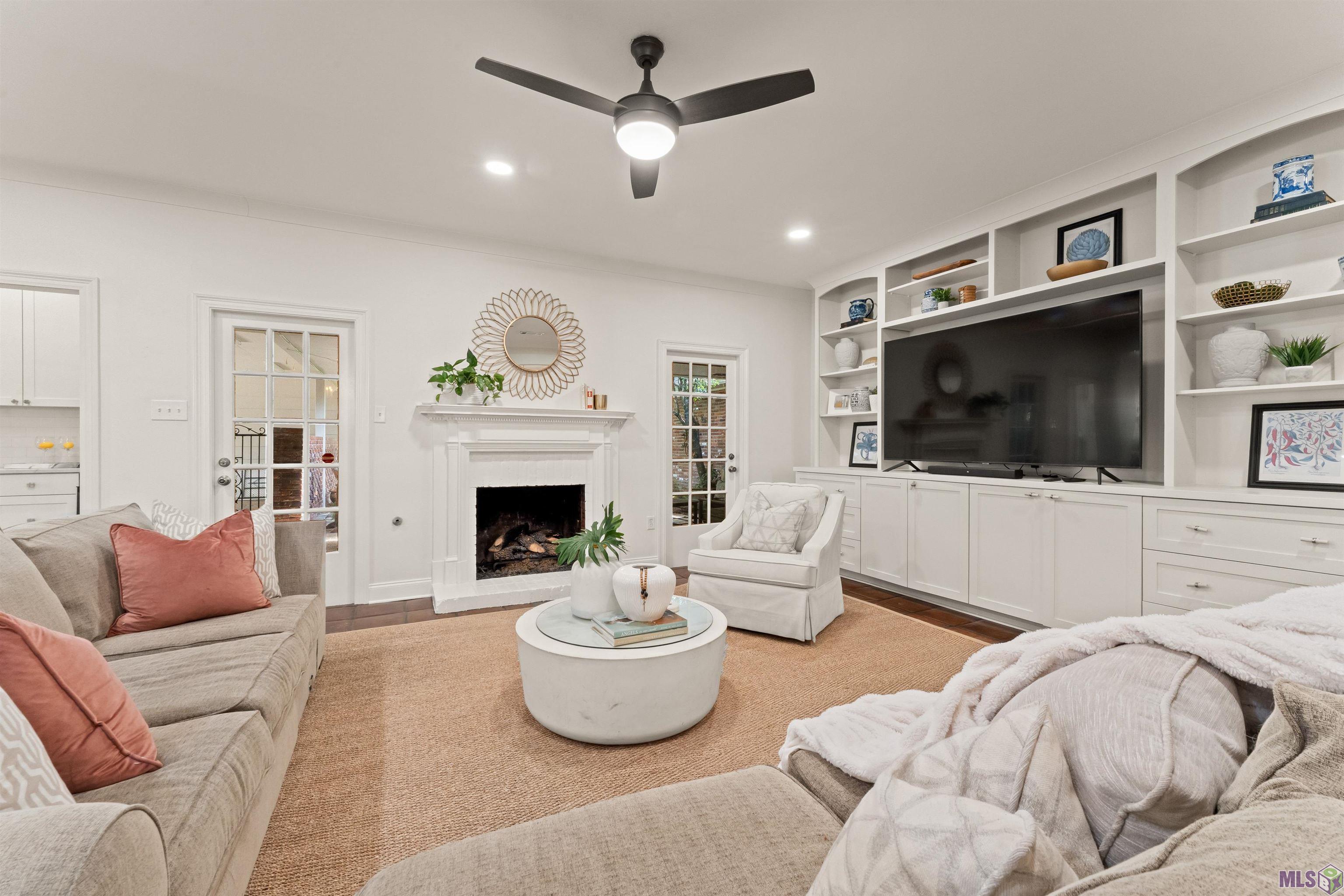 1924 Dahlia Street Baton Rouge, LA 70808 - Photo 2 of 25