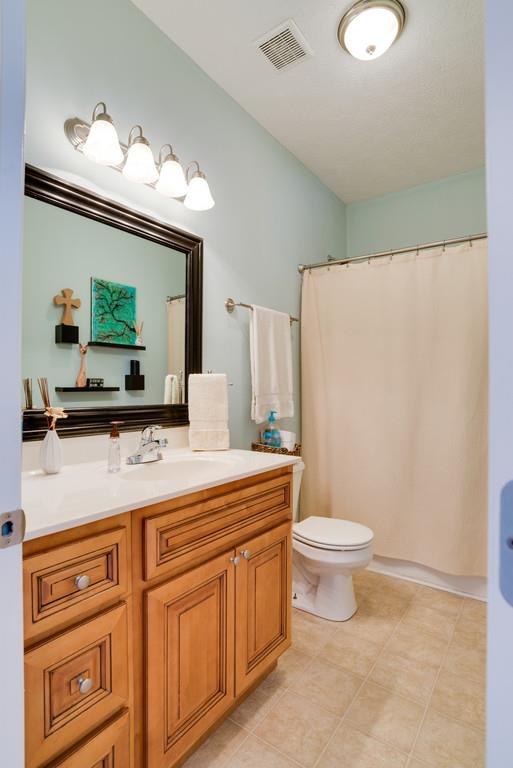 4498 Dean Road Chapel Hill, TN 37034 - Photo 18 of 30 Guest Bath