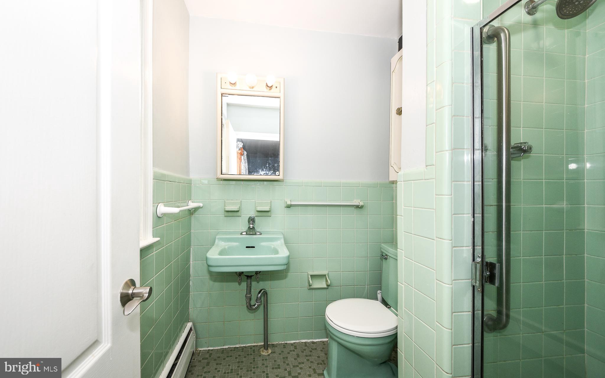 9032 Cloverly Road Philadelphia, PA 19136 - Photo 15 of 34 Gallery Image 15