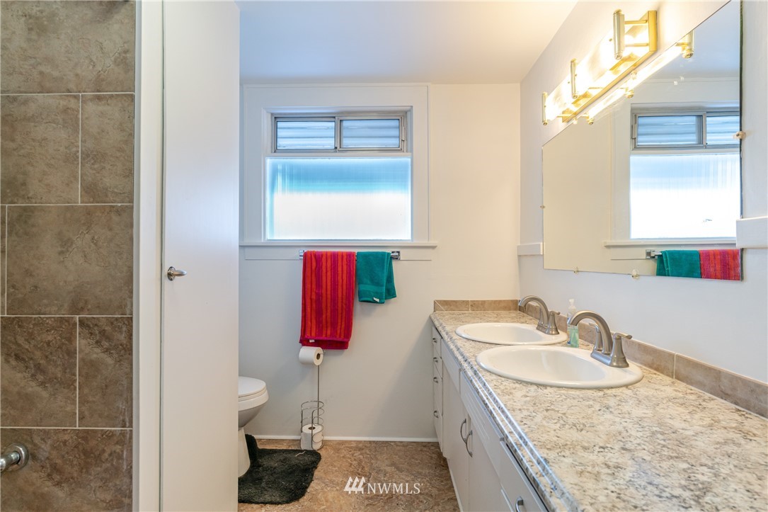 1107 Washington Street Wenatchee, WA 98801 - Photo 18 of 38