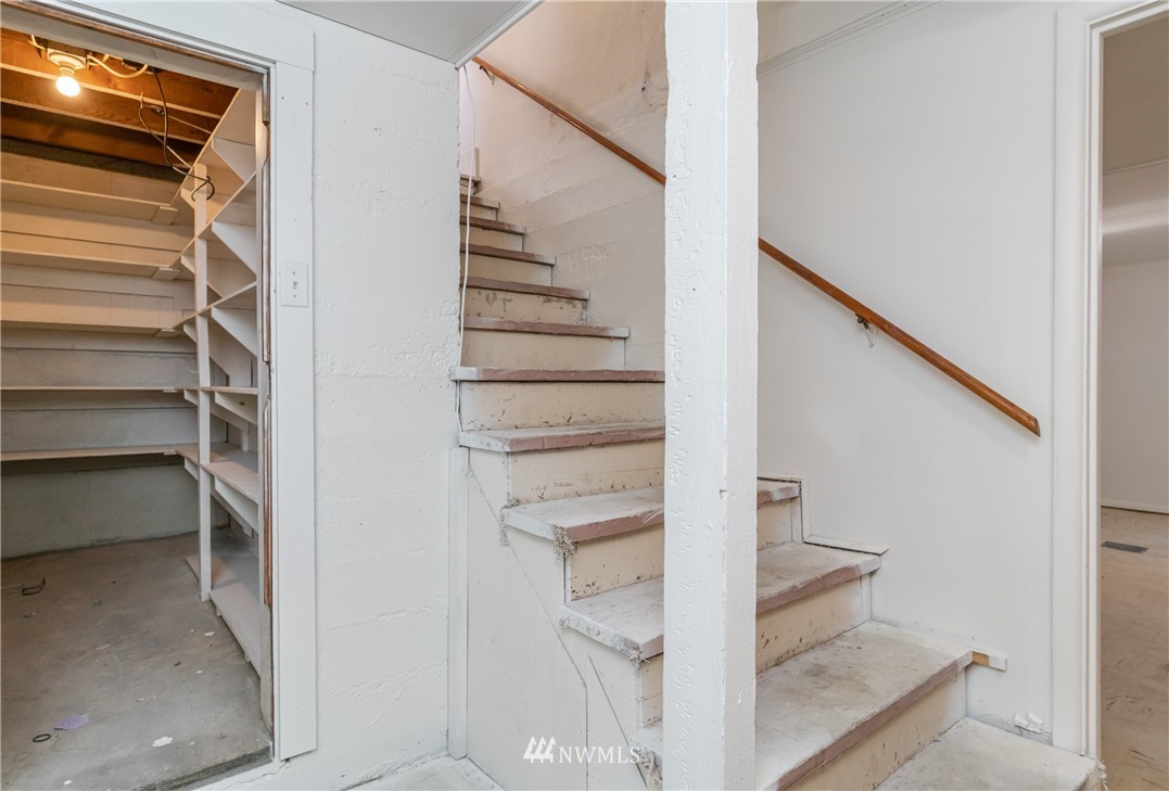 1107 Washington Street Wenatchee, WA 98801 - Photo 25 of 38