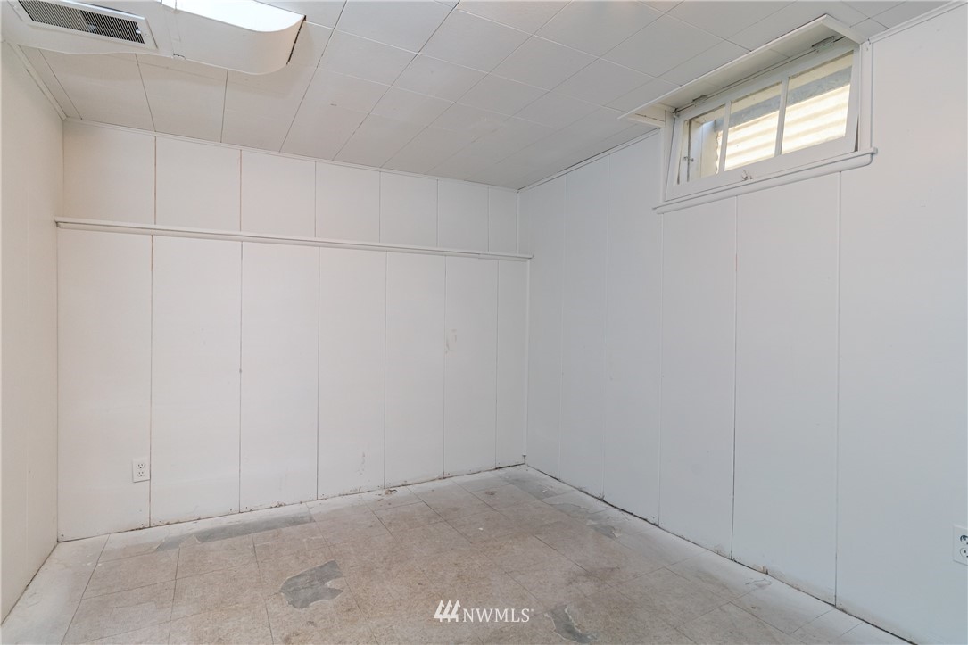 1107 Washington Street Wenatchee, WA 98801 - Photo 27 of 38