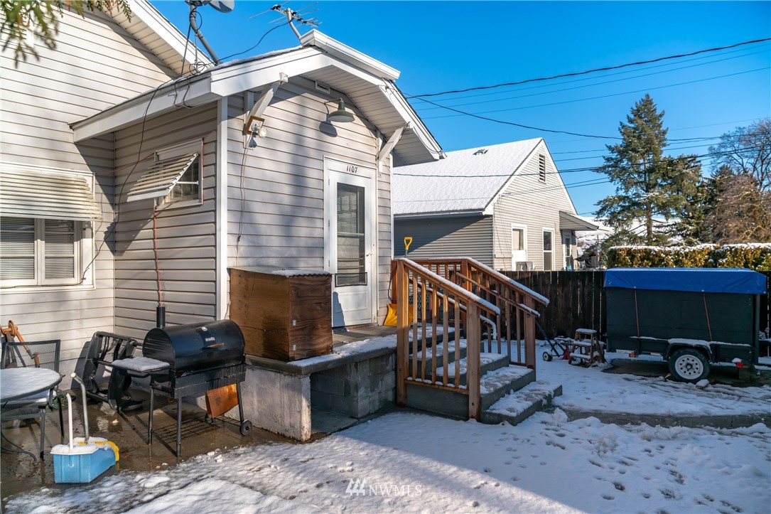 1107 Washington Street Wenatchee, WA 98801 - Photo 32 of 38