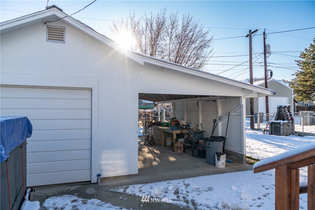 1107 Washington Street Wenatchee, WA 98801 - Photo 34 of 38