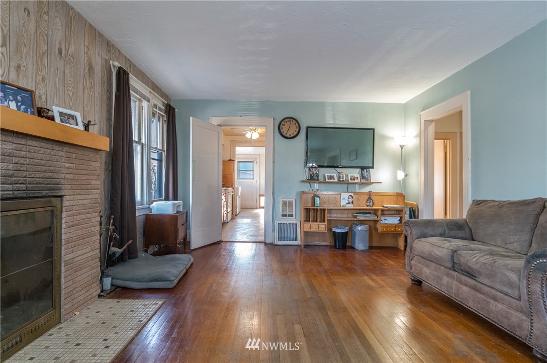 1107 Washington Street Wenatchee, WA 98801 - Photo 6 of 38