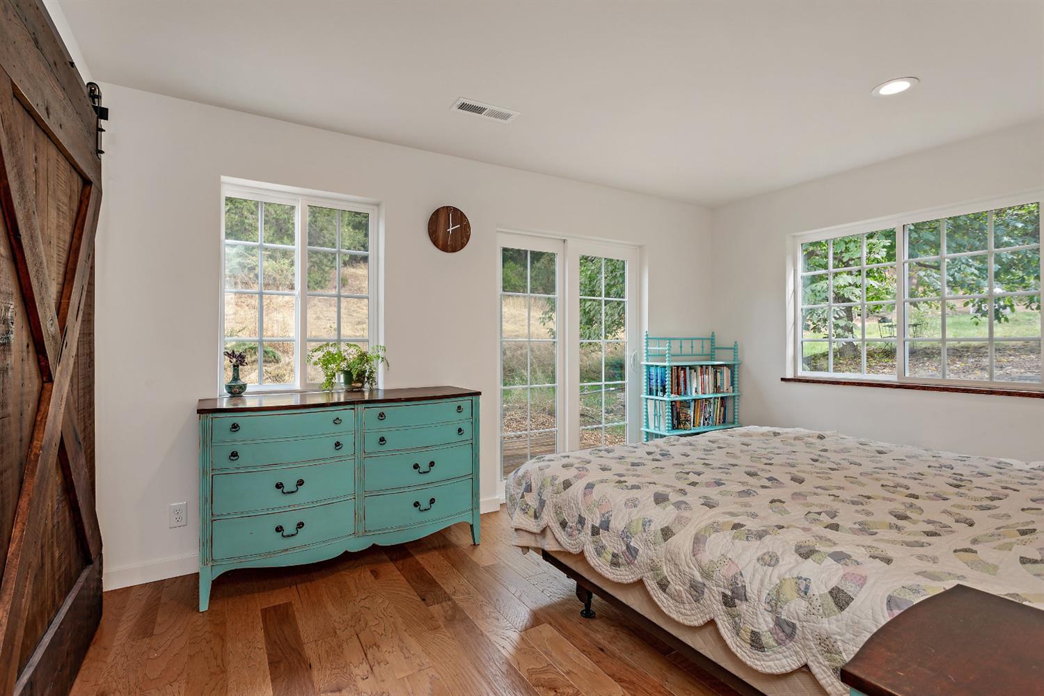 7165 Rapp Lane Talent, OR 97540 - Photo 18 of 33 Additional Photo