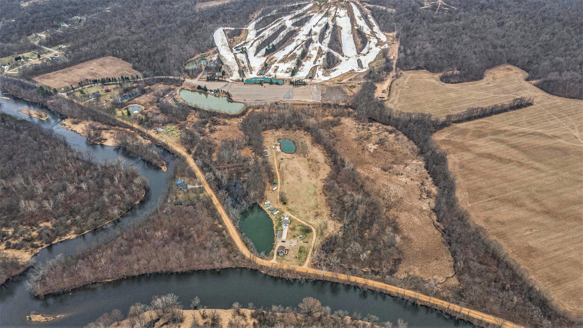 722 River Road Otsego, MI 49078 - Photo 4 of 37 001_dji_0234_219