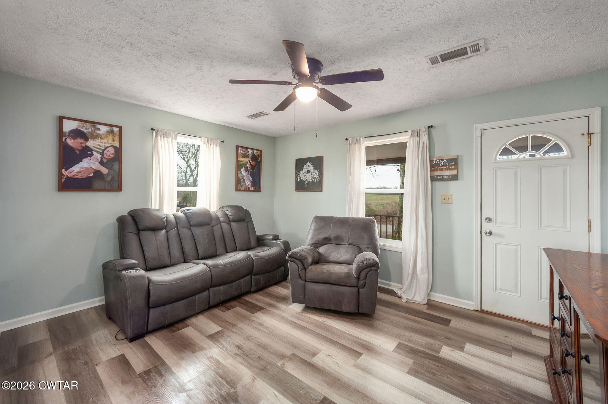 919 Bratt Thomas Road Brownsville, TN 38012 - Photo 17 of 29 a living room with furniture and a window