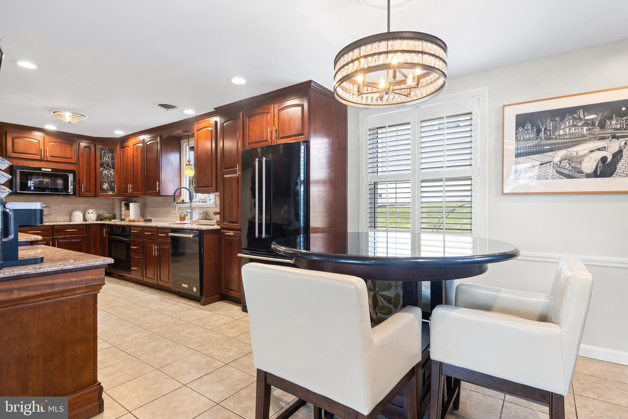 200 Summit Road Springfield, PA 19064 - Photo 3 of 26