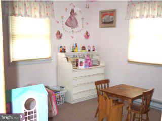 2140 Yerger Road Pottstown, PA 19464 - Photo 3 of 6 Gallery Image 3