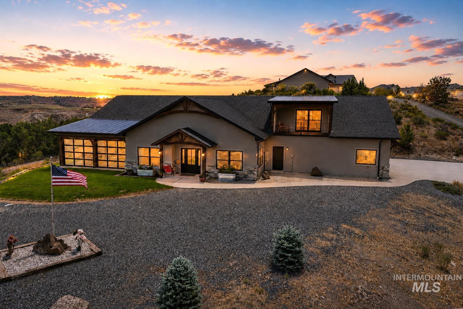 4522 Snake River Mesa Road Buhl, ID 83316 - Photo 2 of 49