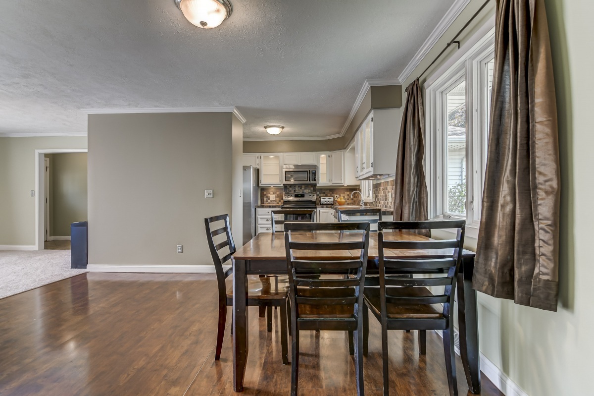 79 Roundtable Road Springfield, IL 62704 - Photo 11 of 43