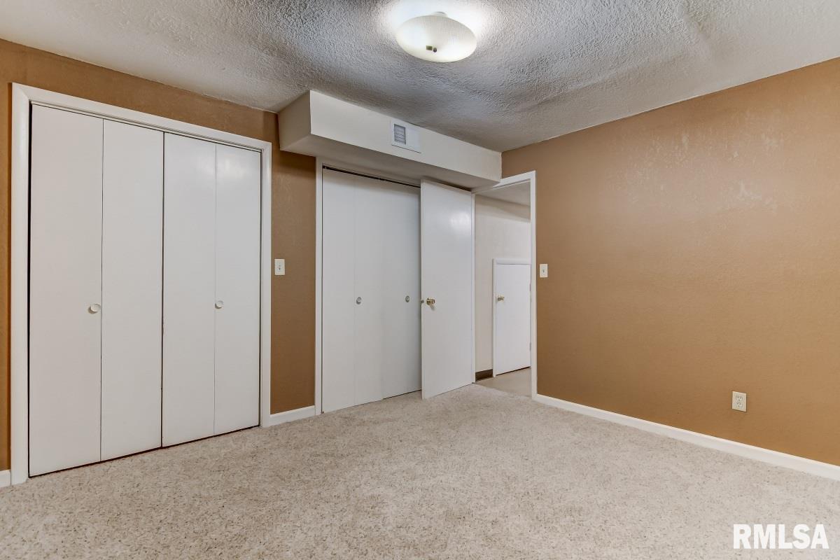 79 Roundtable Road Springfield, IL 62704 - Photo 35 of 43