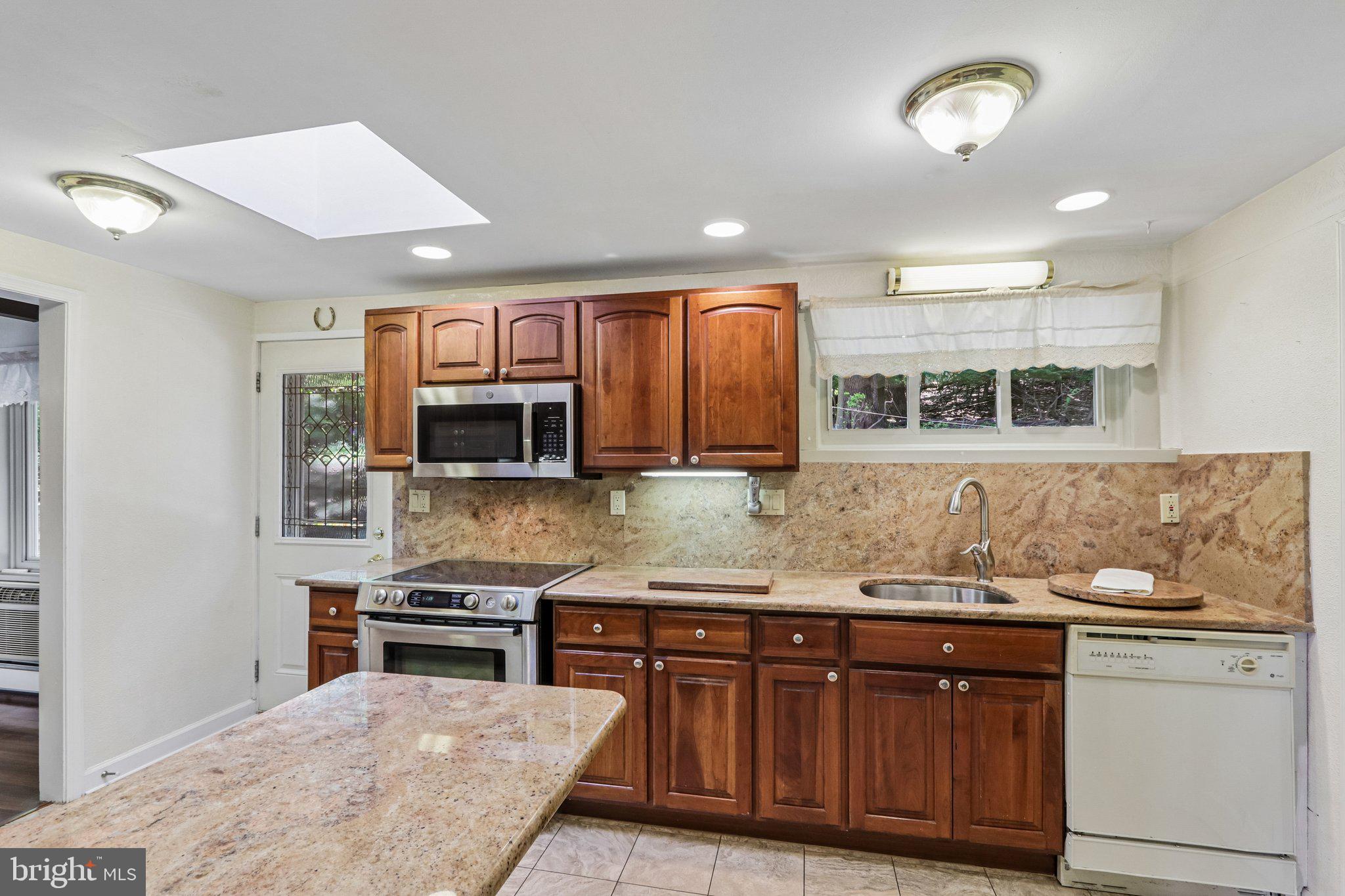 919 Croton Road Wayne, PA 19087 - Photo 14 of 49
