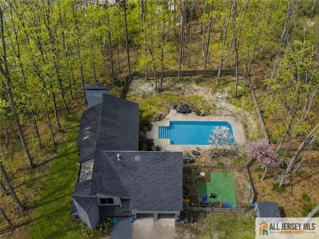 176 Stonehill Road Freehold, NJ 07728 - Photo 3 of 38
