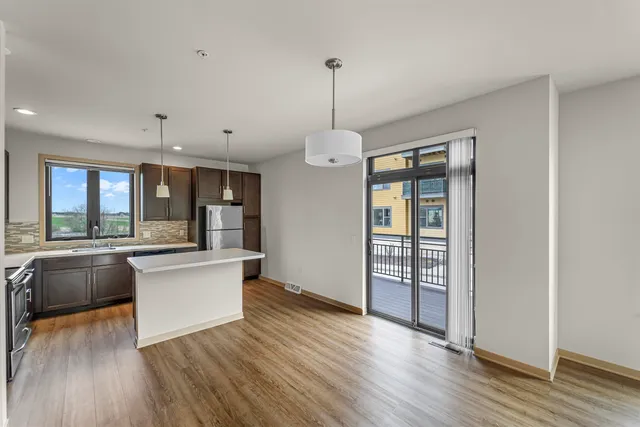 $350,000 | 2810 No Oaks, Fitchburg, WI 53711