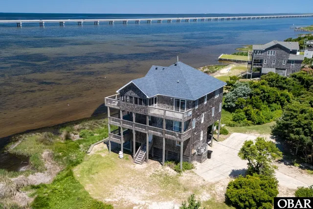 $875,000 | 23165 Wimble Shoals Drive, Rodanthe, NC 27968