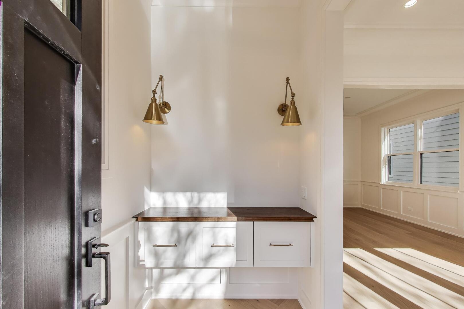 2213 West Huron Street Chicago, IL 60612 - Photo 2 of 42