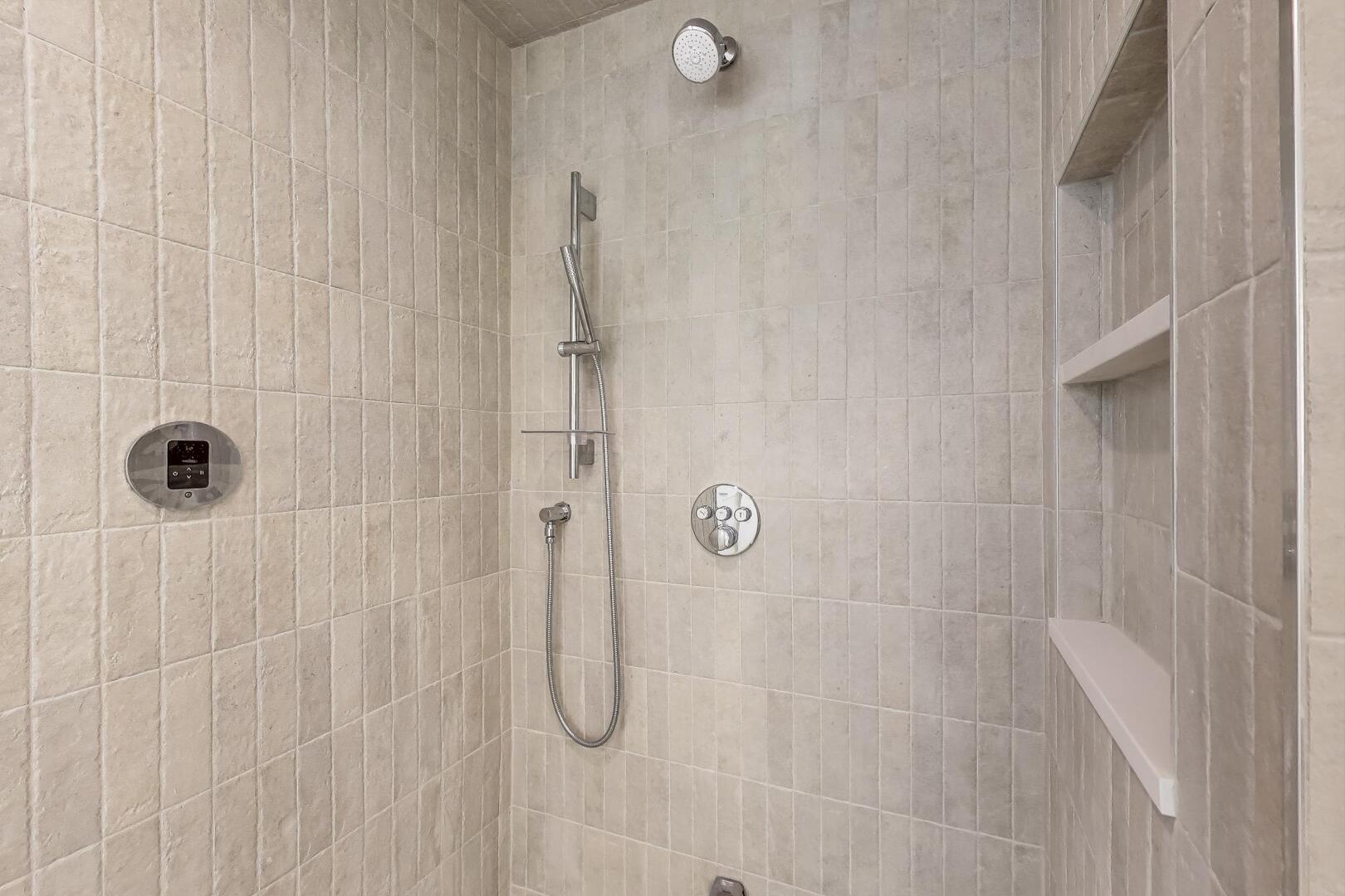 2213 West Huron Street Chicago, IL 60612 - Photo 29 of 42 a bathroom with a shower