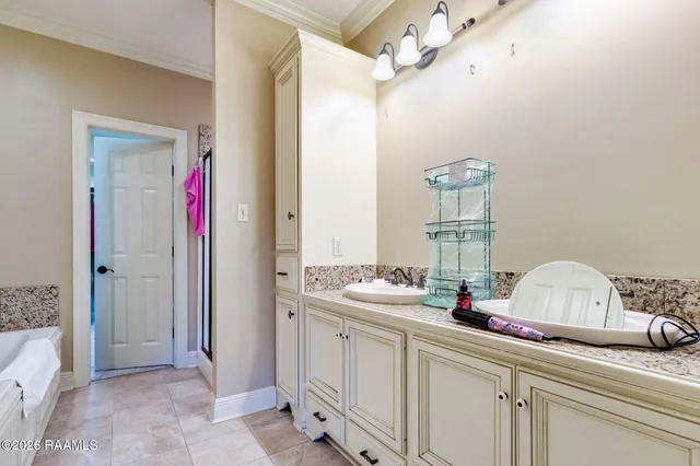 $320,000 | 117 Warmstone Bridge Drive, Lafayette, LA 70508