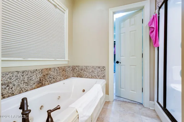 $320,000 | 117 Warmstone Bridge Drive, Lafayette, LA 70508