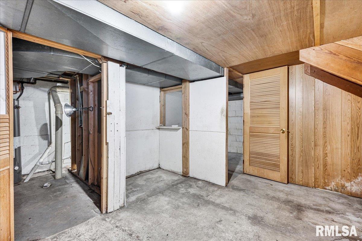 11724 North Riverview Road Chillicothe, IL 61523 - Photo 14 of 27