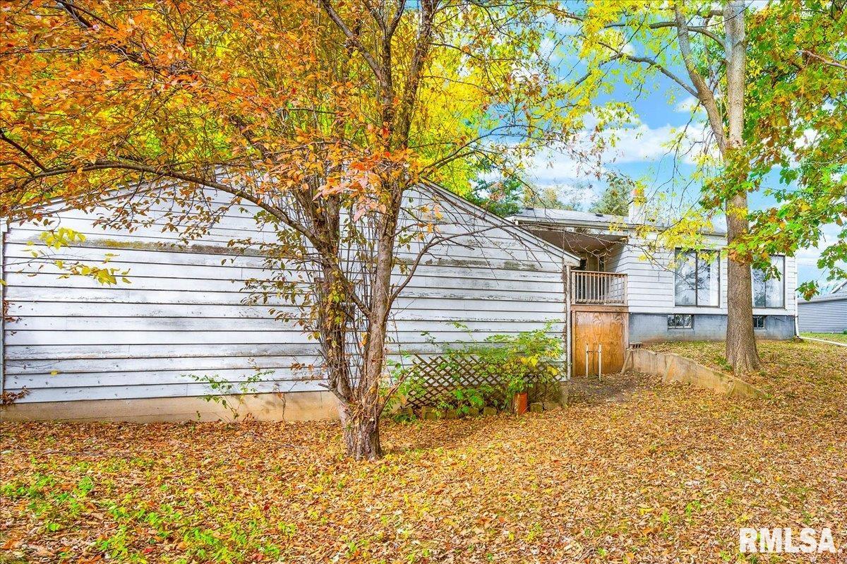 11724 North Riverview Road Chillicothe, IL 61523 - Photo 19 of 27