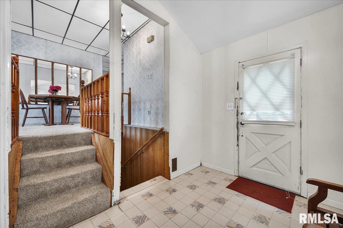 11724 North Riverview Road Chillicothe, IL 61523 - Photo 2 of 27