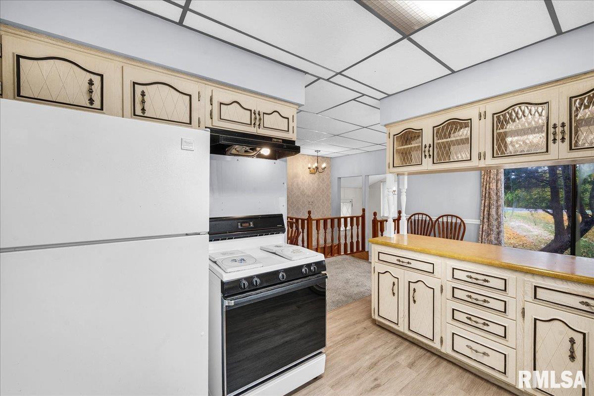 11724 North Riverview Road Chillicothe, IL 61523 - Photo 7 of 27