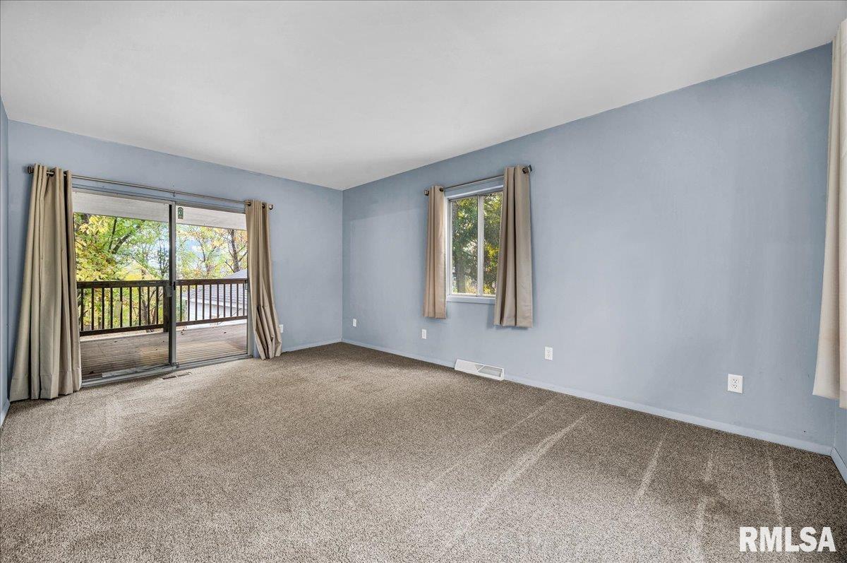 11724 North Riverview Road Chillicothe, IL 61523 - Photo 10 of 27