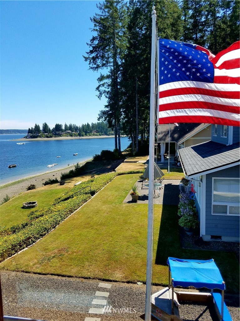 390 Cronquist Road Allyn, WA 98524 - Photo 4 of 25 Gallery Image 4