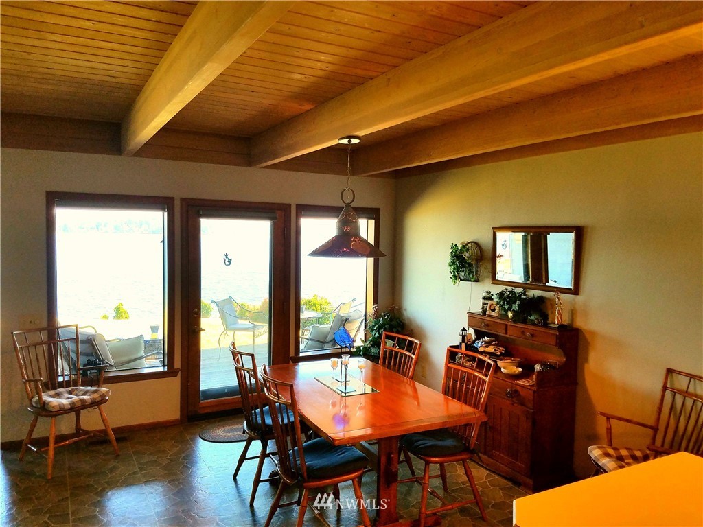 390 Cronquist Road Allyn, WA 98524 - Photo 8 of 25 Gallery Image 8