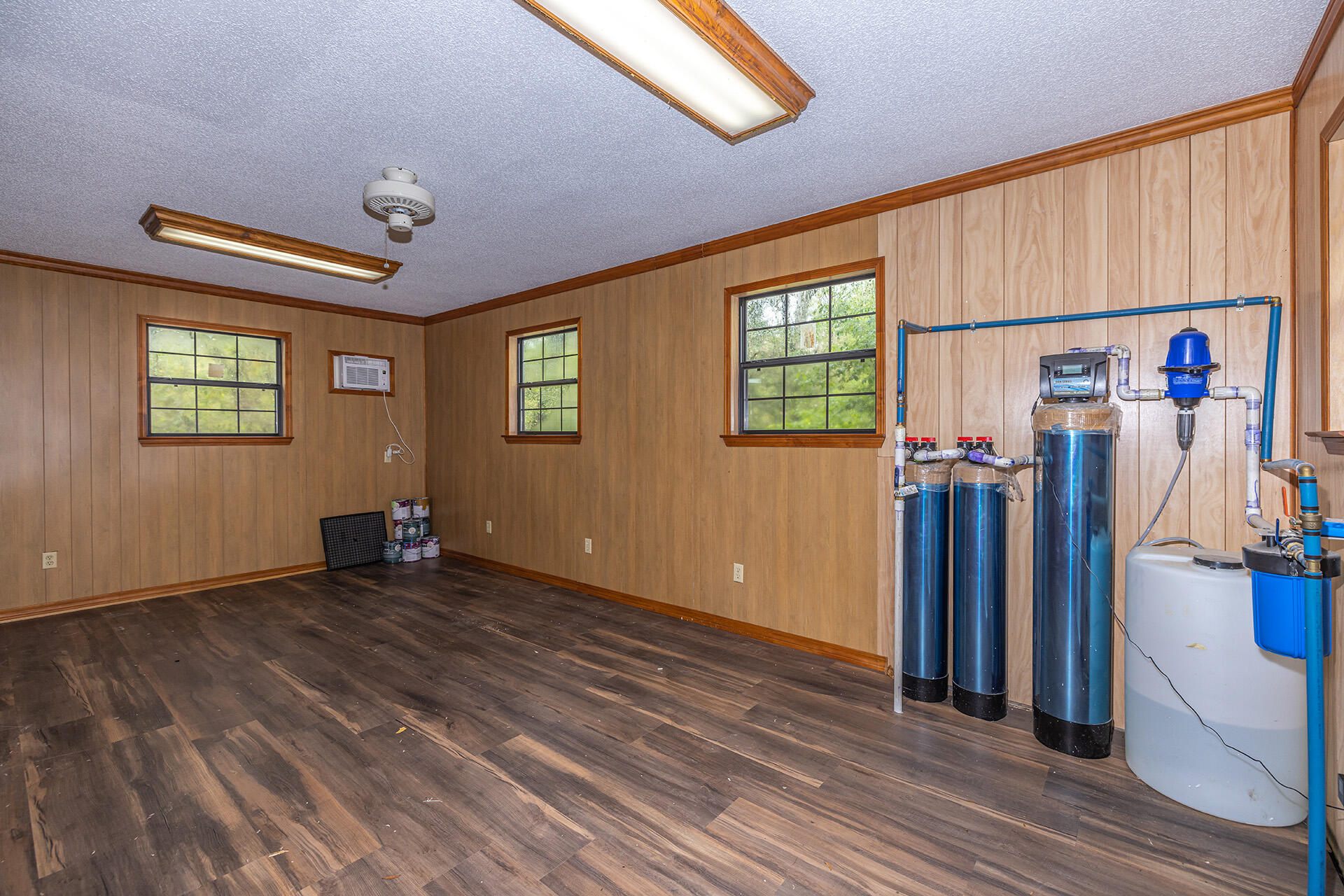 3877 Hinote Road Crestview, FL 32539 - Photo 20 of 33 a view of an empty room with a window