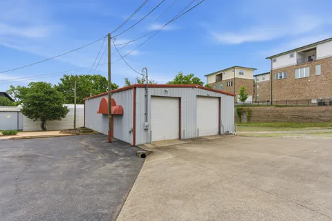 $950,000 | 5717 Maudina Avenue, Nashville, TN 37209