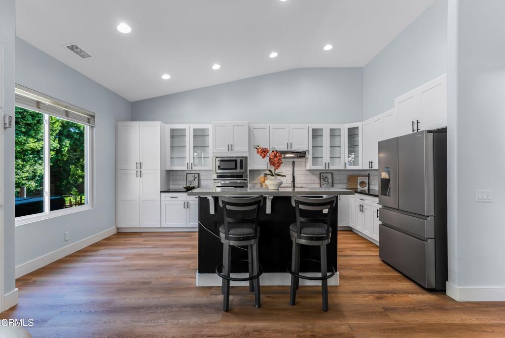 1435 Fitzgerald Road Simi Valley, CA 93065 - Photo 9 of 40 10