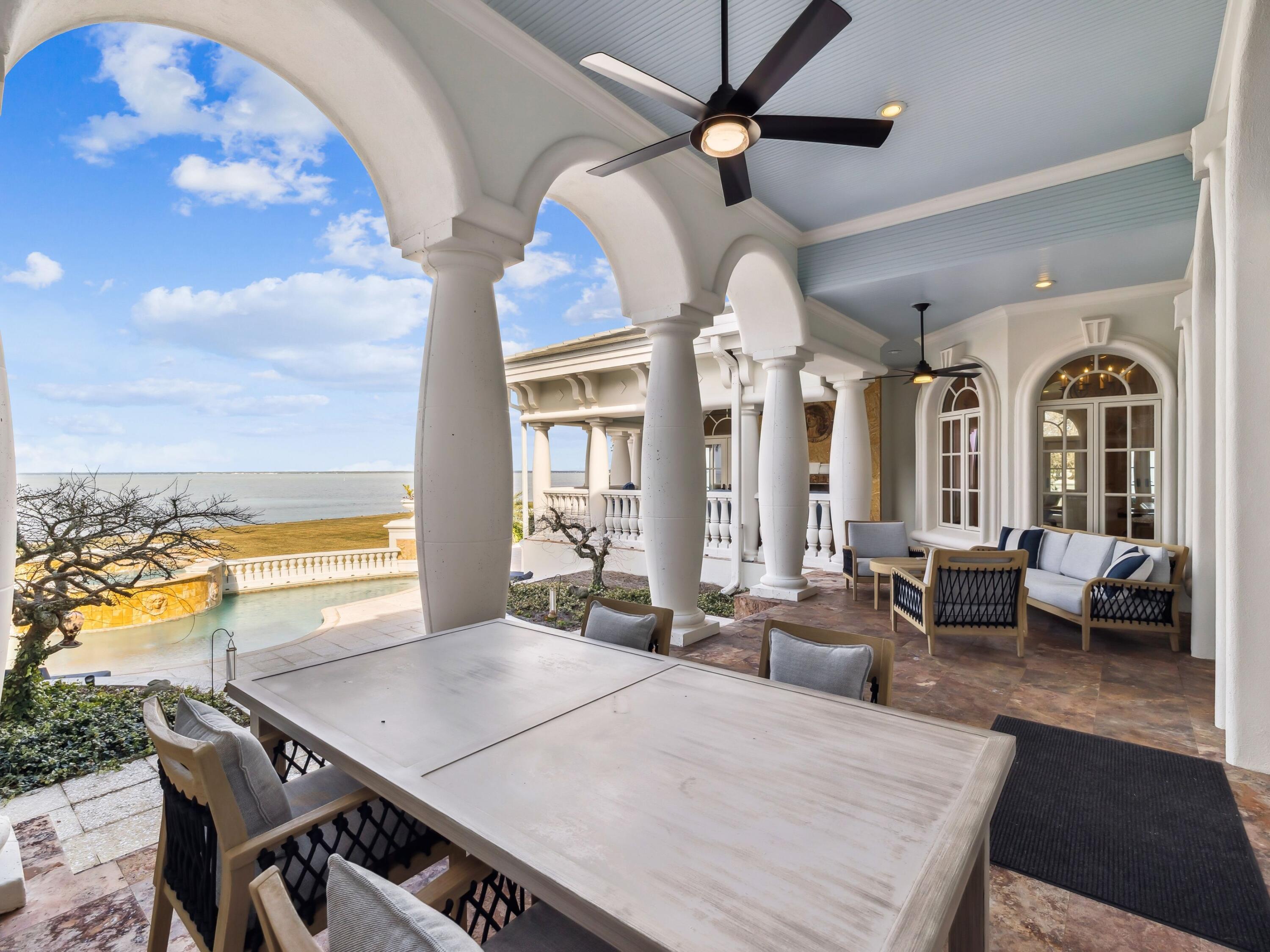 400 Coleman Point Destin, FL 32541 - Photo 11 of 47 Outdoor Dining