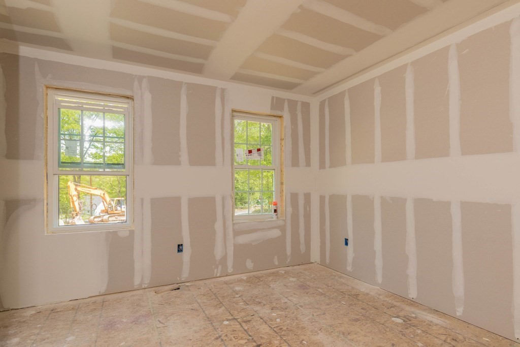 677 South Road Templeton, MA 01468 - Photo 8 of 23 an empty room with windows
